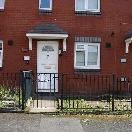 Cosy 2 Bed With Parking Near Piccadilly, Etihad Stadium And Coop Live Sleeps Up To 5 Villa Mánchester Exterior foto