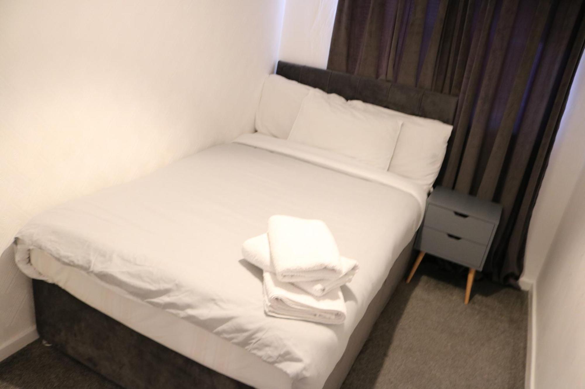 Cosy 2 Bed With Parking Near Piccadilly, Etihad Stadium And Coop Live Sleeps Up To 5 Villa Mánchester Exterior foto